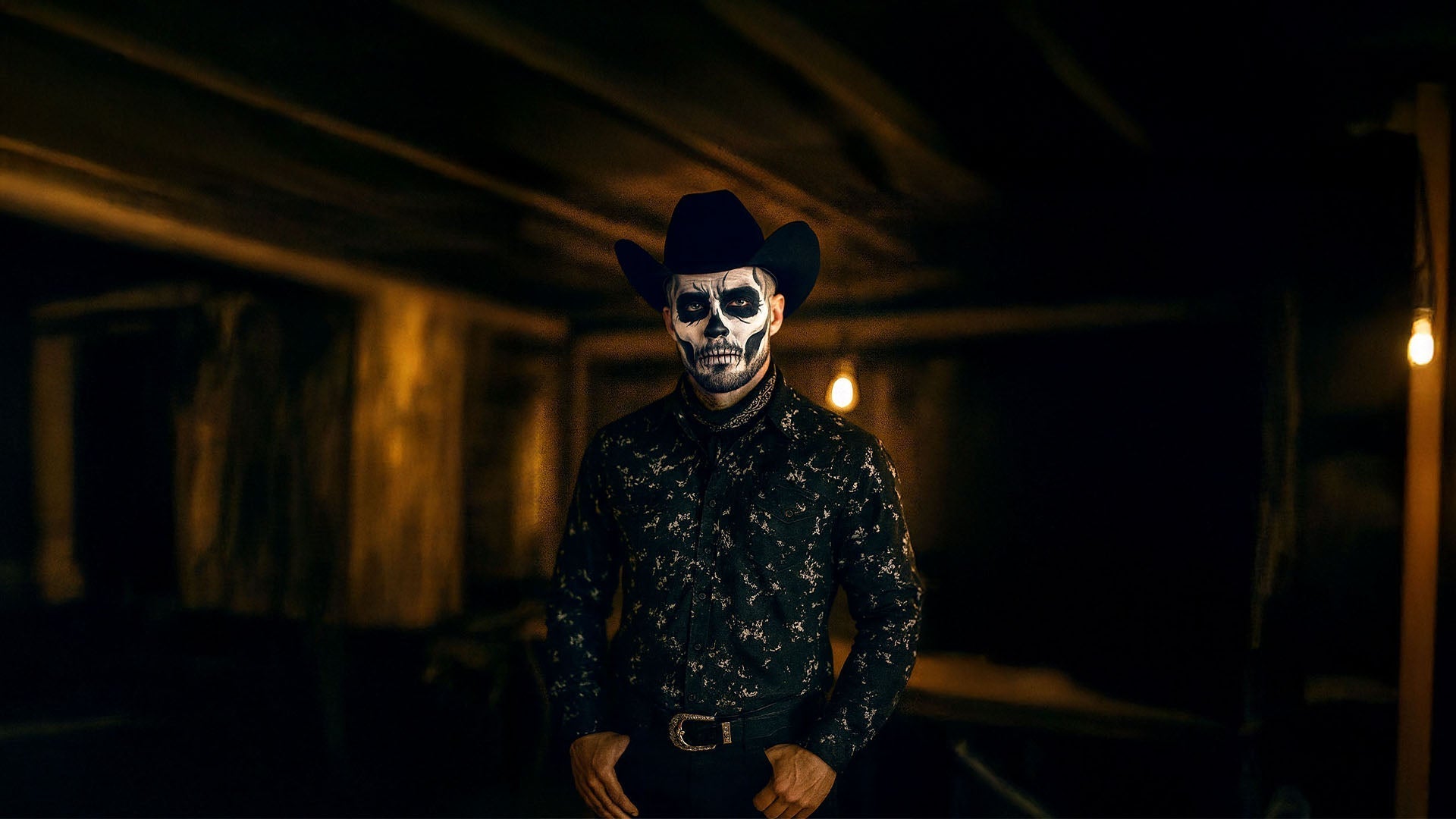 How to Style Cowboy Accessories for a Halloween Costume