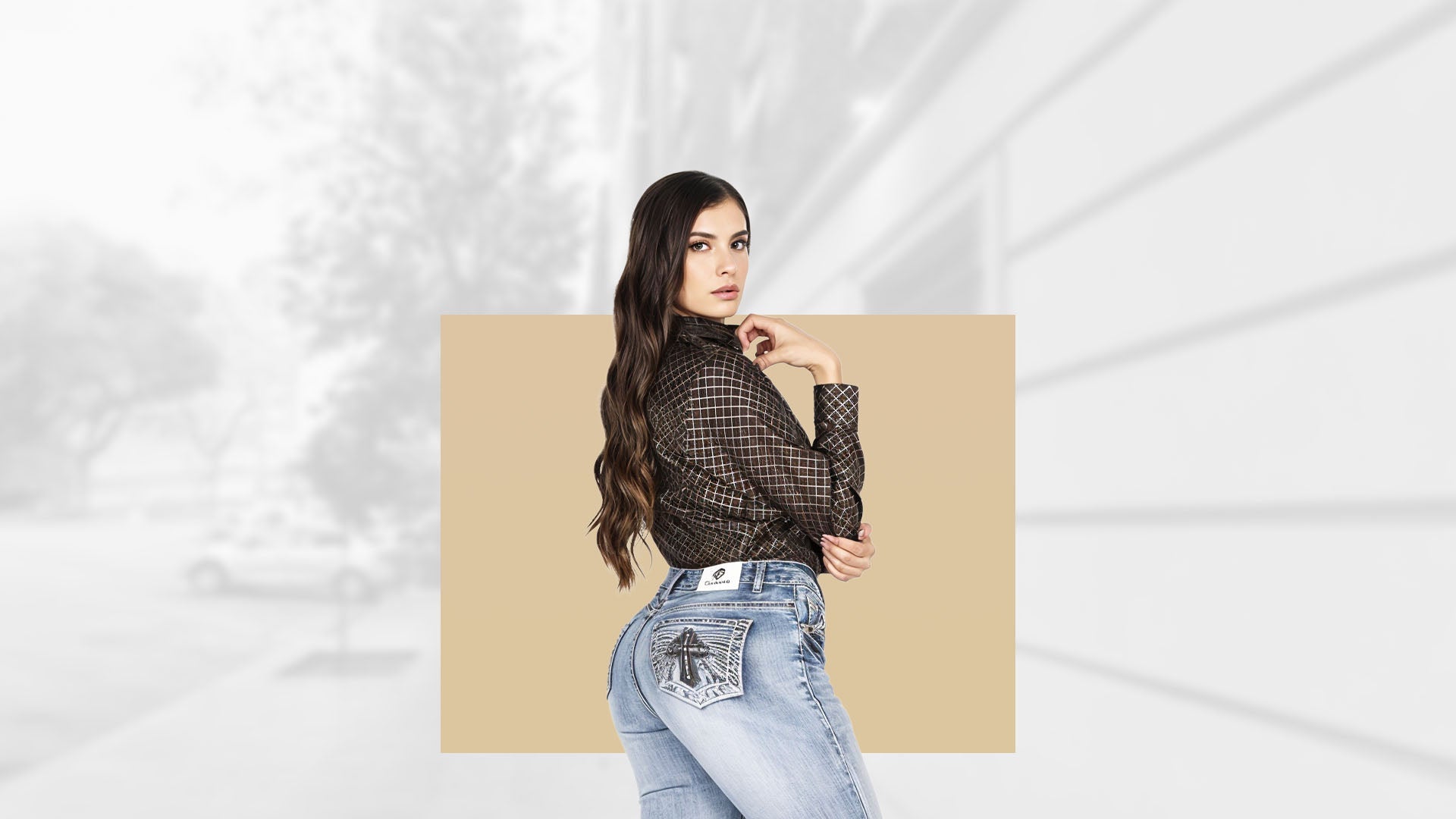 From Workwear to Western Chic: The Origin of Women’s Jeans