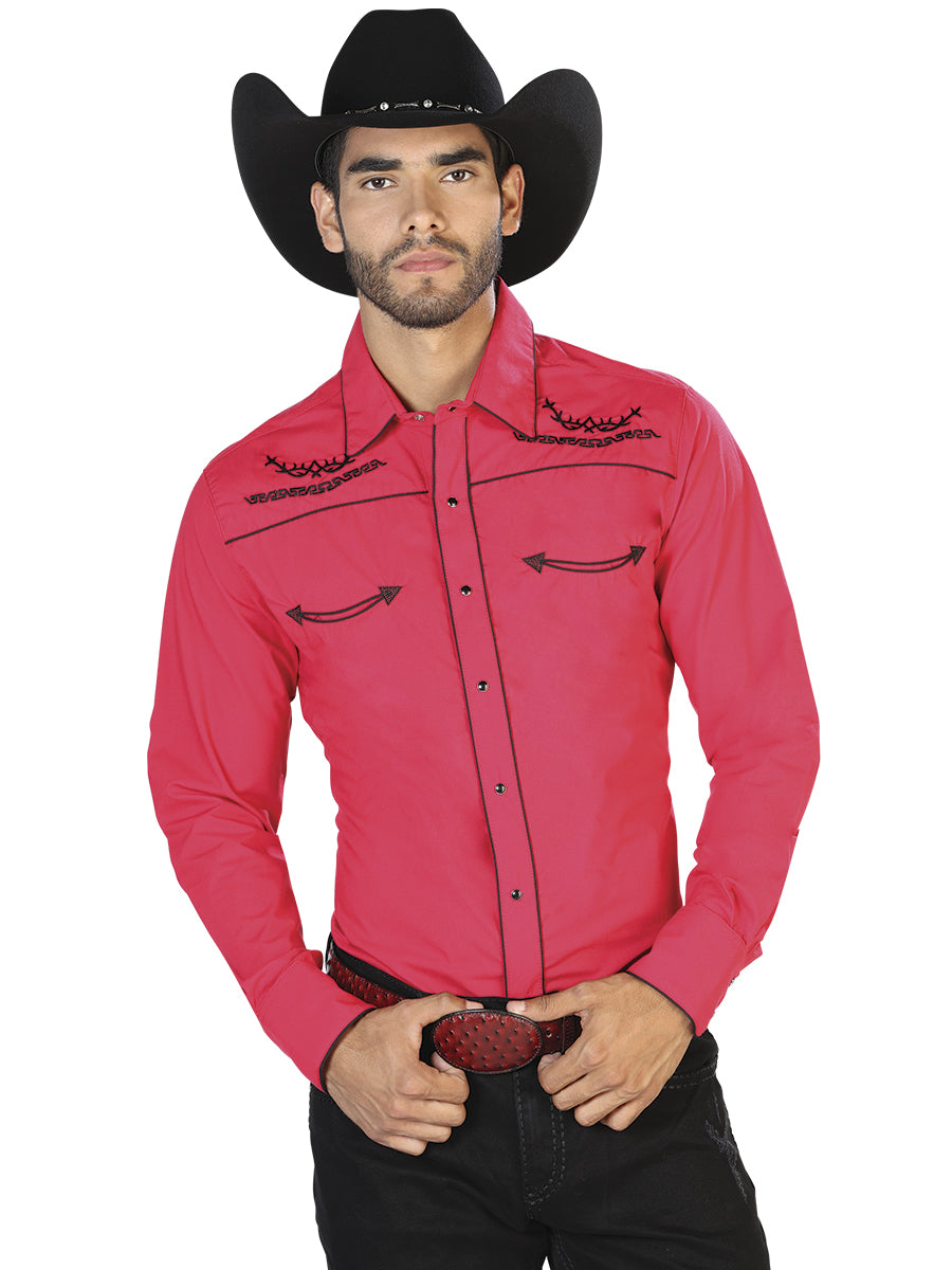 Camisa roja de manga larga estilo western