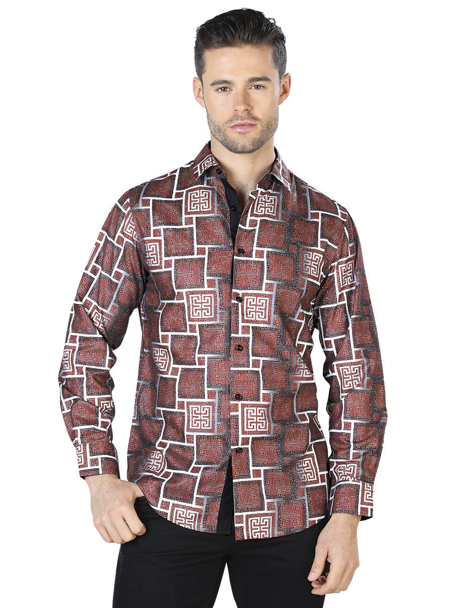 Camisa informal de manga larga color burdeos
